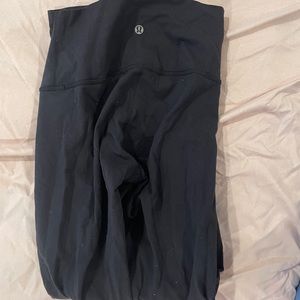 Black lulu leggings, high rise